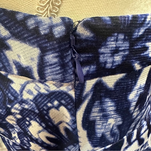 Lauren Ralph Lauren Sleeveless Maxi Dress Sz 4 Ikat Blue White Beach‎ Island - Picture 6 of 7